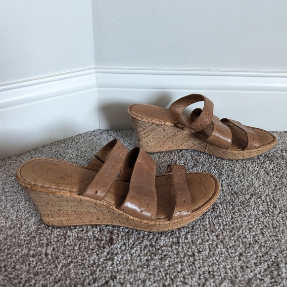 Born Marjorie Tan Wedge Leather Sandal sz 11 - Picture 1 of 6